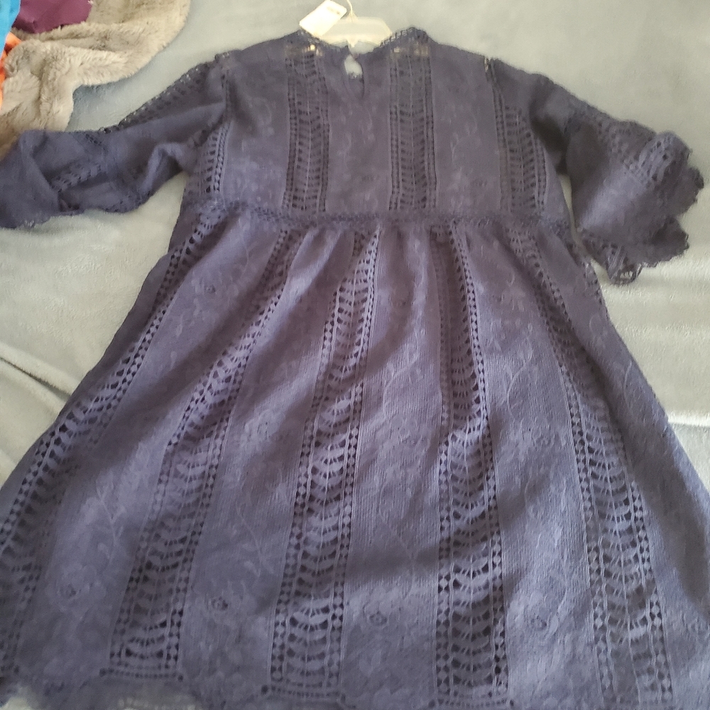 Dress - Picture 7 of 8